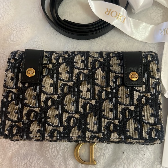 Dior belt bag. Perfect new condition, wear twice. - Picture 6 of 7